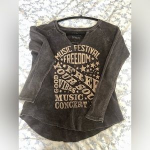 grey long sleeve top